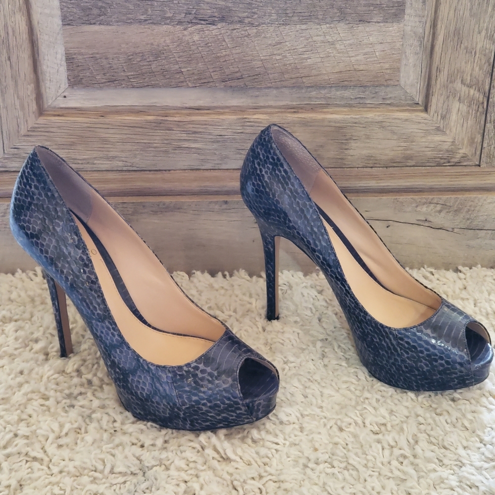 Vince Camato, 7 1/2 stiletto heel, blue, women's shoes
